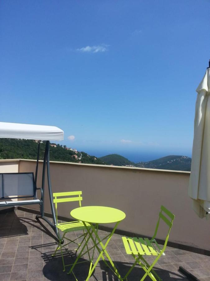 Suite Con Vista Vezzi Portio Exterior photo