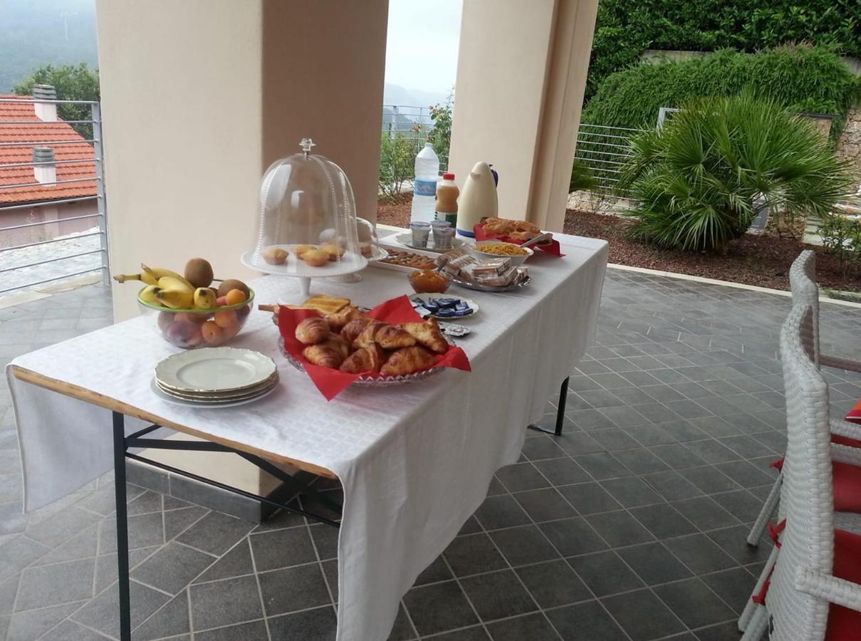 Suite Con Vista Vezzi Portio Exterior photo