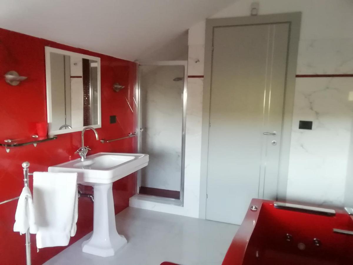 Suite Con Vista Vezzi Portio Exterior photo