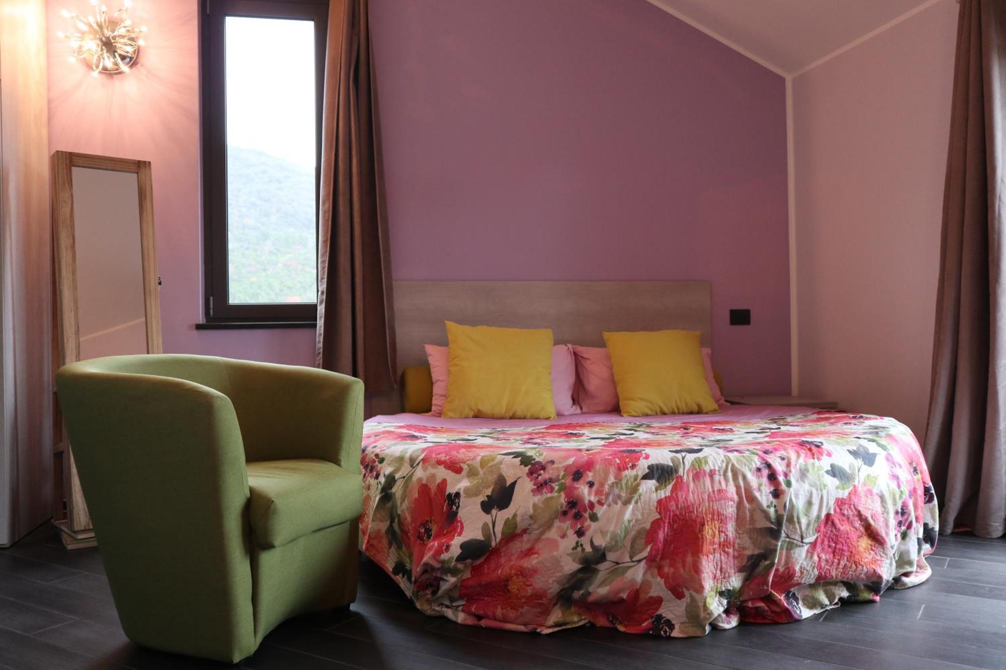 Suite Con Vista Vezzi Portio Exterior photo