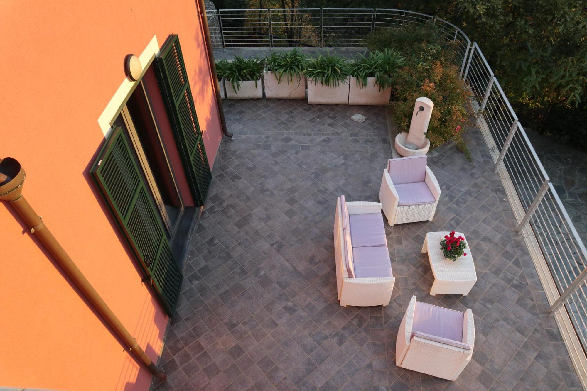 Suite Con Vista Vezzi Portio Exterior photo